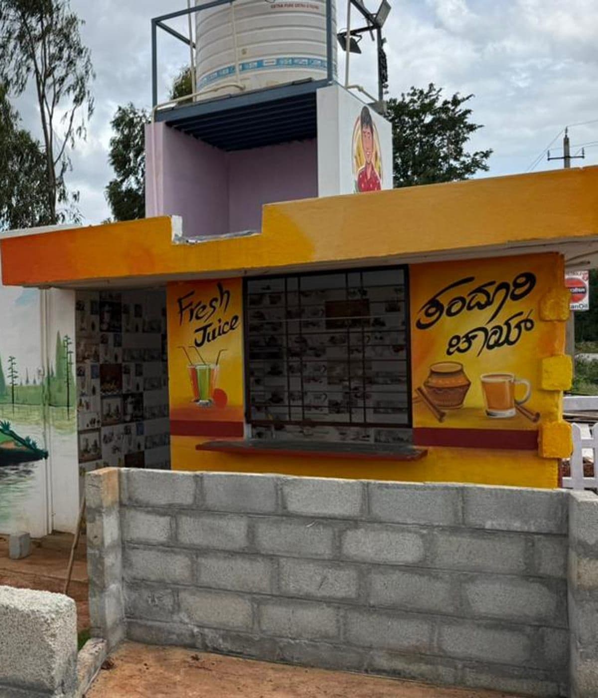 The painted Fresh Juice and Tandoori Chai counter